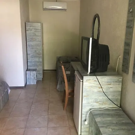 Felicitа - Kalimera Guest house Varna